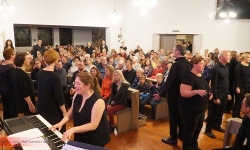 chor echolot 2017 10 20 Konzert Kath Kirche Lemf  rde 073